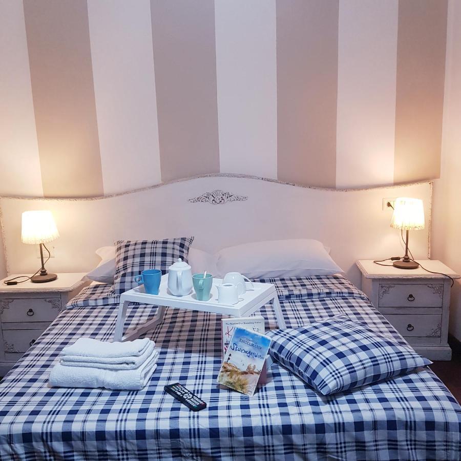 B&B Napoli Centrale Room&Jacuzzi Exterior photo